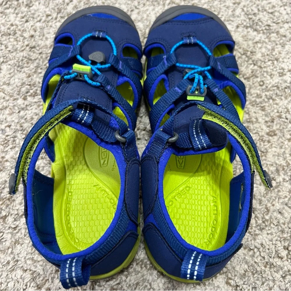 Keen Big Kids Seacamp II CNX Navy and Chartreuse Water Sandal Size 6 - Picture 8 of 10